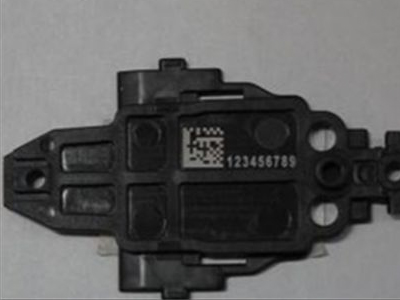 光纖打標(biāo)應(yīng)用實(shí)例-汽車、手機(jī)部件打二維碼